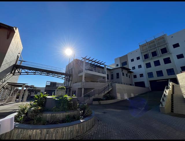 222M² OFFICE TO LET IN CENTURY CITY